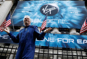 El multimillonario Richard Branson vendió parte de sus acciones de Virgin Galactic por 150 millones de dólares