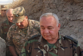     General armenio:   Las autoridades armenias incompetentes llevaron al país al borde de la ruina  