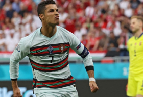 Cristiano Ronaldo agranda su leyenda en la casa de Puskas
