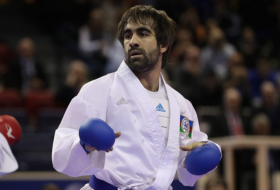 El karateka azerbaiyano Rafael Aghayev gana el combate inaugural en los Juegos Olímpicos de Tokio 