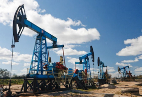 Precio del petróleo azerbaiyano se acerca a los 71 dólares