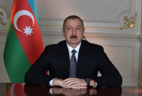   Ilham Aliyev envía cartas de felicitación a varios líderes mundiales   
