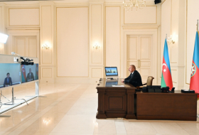  Presidente Ilham Aliyev recibe al nuevo ministro de Juventud y Deportes en formato de video 