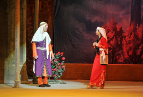 Se presenta la primera representación en el teatro de Azerbaiyán desde el comienzo de la pandemia
