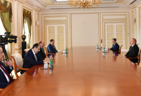  El jefe de Estado se reunió con el ministro turco  
