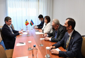   La presidenta parlamentaria se reúne con el presidente del parlamento moldavo   