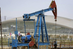 El precio del petróleo azerbaiyano alcanza su máximo de un año