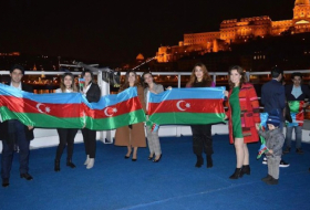 La Victoria de Azerbaiyán se celebra en el mundo