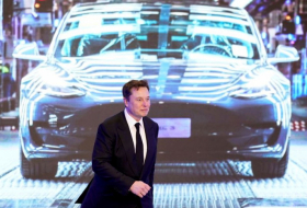 Las acciones de Tesla cayeron un 12% y sufrieron su peor desempeño del año tras la encuesta de Elon Musk en Twitter