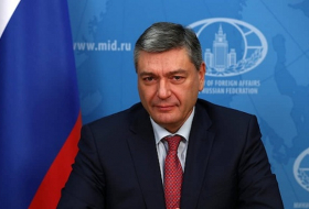   Rudenko y el funcionario de la UE abordaron las tensiones fronterizas  