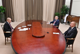   Se acabó la reunión trilateral de los líderes de Rusia, Azerbaiyán y Armenia   