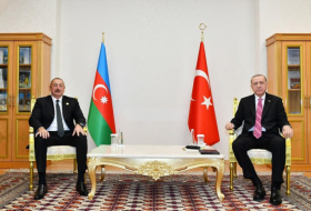   Ilham Aliyev y Erdogan mantuvieron una reunión-   FOTOS    