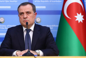   Los cancilleres de Azerbaiyán y Armenia celebrarán una reunión  