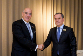   Azerbaiyán analiza las relaciones bilaterales con Grecia  