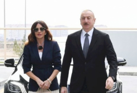  El presidente y la primera dama emprendieron una visita a Guba 