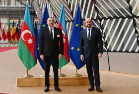   Ilham Aliyev discutió el tema de delimitación con Charles Michel  