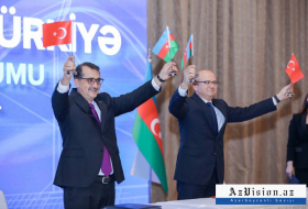   Azerbaiyán y Turquía firman 6 documentos  