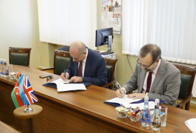 Azerbaiyán y el Reino Unido firman un Memorando de Entendimiento en materia de desminado