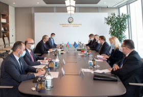   Azerbaiyán abordó temas de cooperación con la UE  