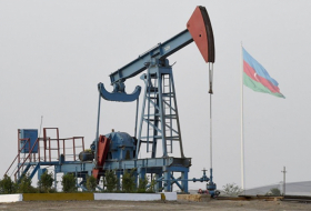   El precio del petróleo de Azerbaiyán se acerca a los 100 dólares   