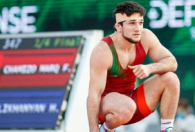 Luchador de estilo libre azerbaiyano consigue el bronce en el torneo de Estambul