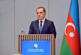  El Jefe de la diplomacia de Azerbaiyán efectúa una visita oficial a Bulgaria 