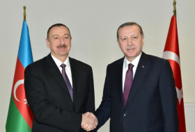   Ilham Aliyev sostuvo una conferencia telefónica con Erdogan  
