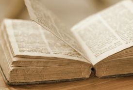 Italia recupera un antiguo manuscrito robado de 'Las profecías' de Nostradamus