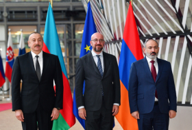  Presidente Aliyev se reúne con el presidente del Consejo Europeo y el primer ministro armenio en Bruselas 