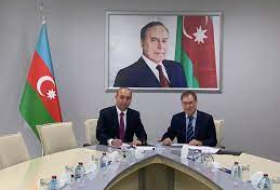 Azercosmos y la empresa española firman un protocolo