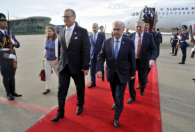   Presidente del Consejo Nacional Eslovaco ha llegado a Azerbaiyán  