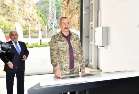   Presidente Aliyev inaugura la pequeña central hidroeléctrica 