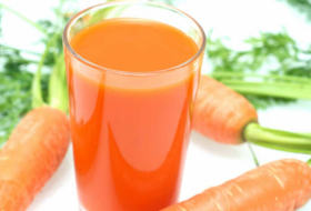 ¿Qué pasa si se toma jugo de zanahoria todos los días?