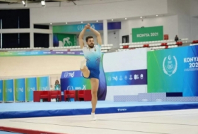 Gimnasta azerbaiyano gana la medalla de oro en los V Juegos de la Solidaridad Islámica