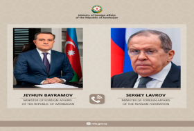   Jeyhun Bayramov y Lavrov discuten la implementación de las declaraciones tripartitas  