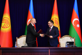   Se firmaron documentos de Azerbaiyán-Kirguistán  