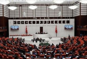   El Parlamento turco prolonga un año más la estancia en Azerbaiyán de los militares turcos  