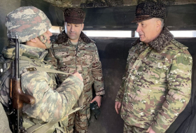  El Jefe del Estado Mayor del Ejército de Azerbaiyán visita las unidades militares en los territorios liberados  