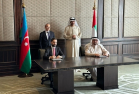 SOCAR y Masdar firman acuerdos para el desarrollo conjunto de fuentes de energía renovables