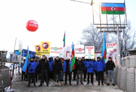  Las protestas pacíficas de los azerbaiyanos en la carretera Lachin-Khankandi entran en su 35º día 