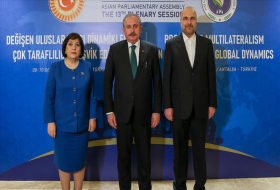   Se reunieron los presidentes de los parlamentos de Azerbaiyán, Irán y Türkiye  
