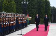  Los presidentes de Azerbaiyán y Rumania tuvieron una reunión cara a cara 