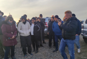   Un grupo de extranjeros visitó fosas comunes en Fuzuli  
