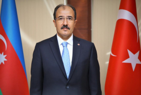 El embajador turco Cahit Baghci agradece a Azerbaiyán por su ayuda