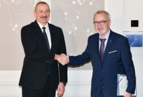   Presidente de Azerbaiyán sostiene una reunión con el Presidente del Banco Europeo de Inversiones  