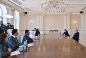   El Presidente Ilham Aliyev recibió al Presidente del Grupo del Banco Islámico de Desarrollo  