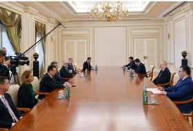   El Presidente Aliyev recibió a los diputados rumanos -   ACTUALIZADO    