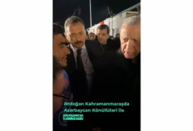   El Presidente turco se reúne con los voluntarios azerbaiyanos en Kahramanmarash  