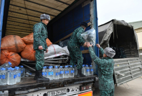   El Servicio Estatal Fronterizo de Azerbaiyán envía otro lote de ayuda humanitaria a Türkiye  
 
