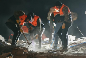  Los muertos por los terremotos en Türkiye superan los 17.000 